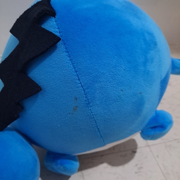 Pokemon | Marill medium sized plushie stuffed toy - Picture 5 of 7